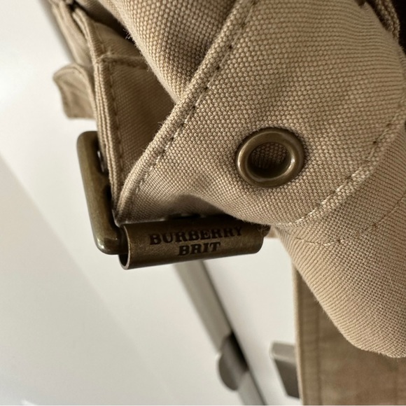 Authentic Burberry Trench Coat - Picture 7 of 9